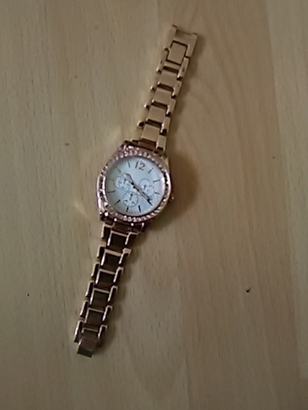 💲1▶▶Claire's Rose Gold Crystal Bezel Bracelet Watch